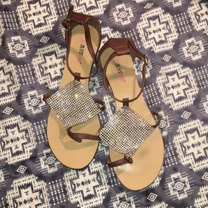 ☀️hello summer☀️ JustFab diamond sandals